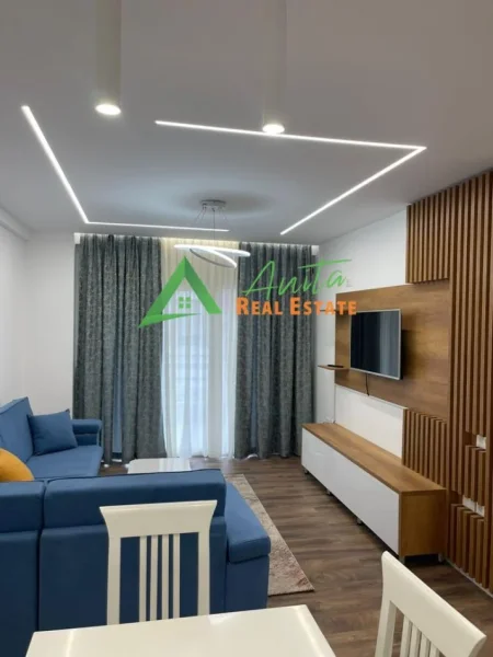 Tirane, jepet me qera apartament 2+1 , 80 m² 600 € (Rruga 5 Maji)i pa banuar me pare