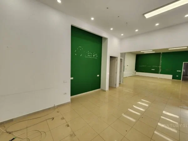 Tirane, shes ambjent biznesi Kati 0, 200 m² (Rruga panorama)