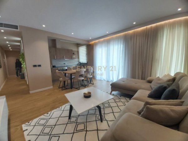 Tirane, jepet me qera apartament 2+1+Aneks+Ballkon Kati 8, 110 m² 1.500 € (Kompleksi &#039;&#039;Nobis&#039;&#039;)