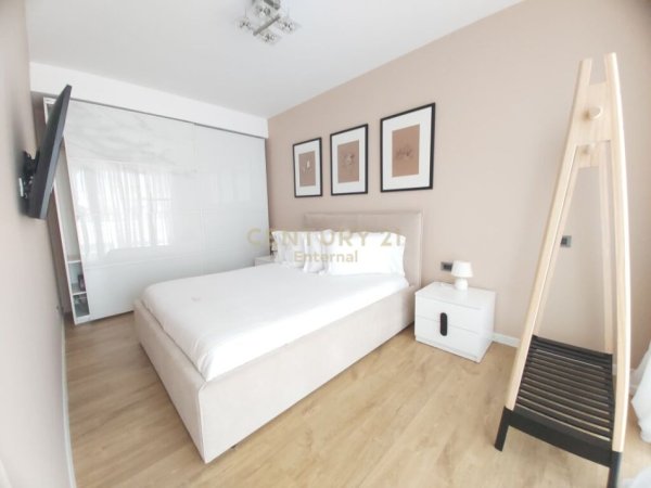 Tirane, jepet me qera apartament 2+1+Aneks+Ballkon Kati 8, 110 m² 1.500 € (Kompleksi &#039;&#039;Nobis&#039;&#039;)