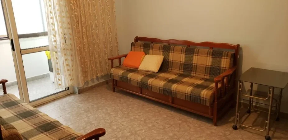 Tirane, jepet me qera apartament 2+1+Aneks Kati 3, 86 m² 400 € (ali demi)