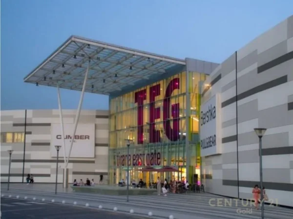 Tirane, jepet me qera Vile 3 Katshe Kati 3, 585 m² (Teg)