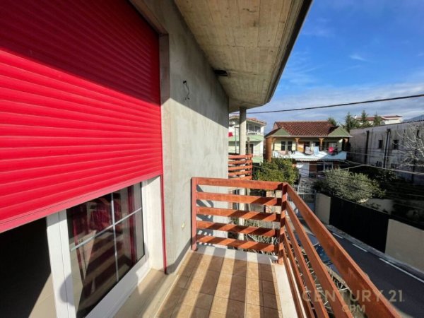 Tirane, jepet me qera Vile 2 Katshe Kati 2, 230 m² 1.500 € (Selite)