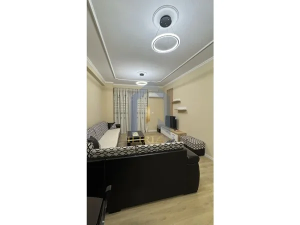 Apartament 1+1 me qira, “21 dhjetori ”