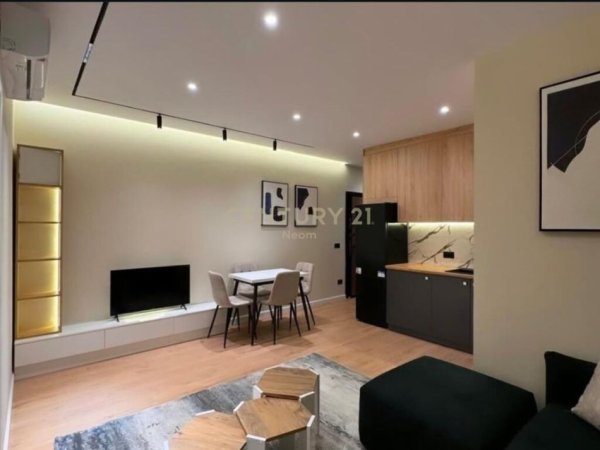 Tirane, jepet me qera apartament 1+1+Aneks+Ballkon Kati 5, 60 m² 700 € (Hoxha Tahsim)