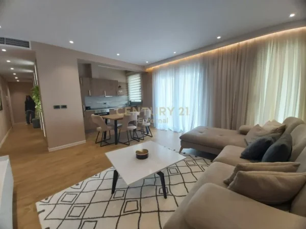 Tirane, jap me qera apartament 2+1 , 110 m² 1.500 € (Liqeni i Tiranës)