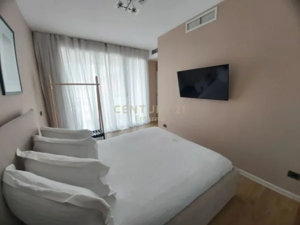Tirane, jap me qera apartament 2+1 , 110 m² 1.500 € (Liqeni i Tiranës)