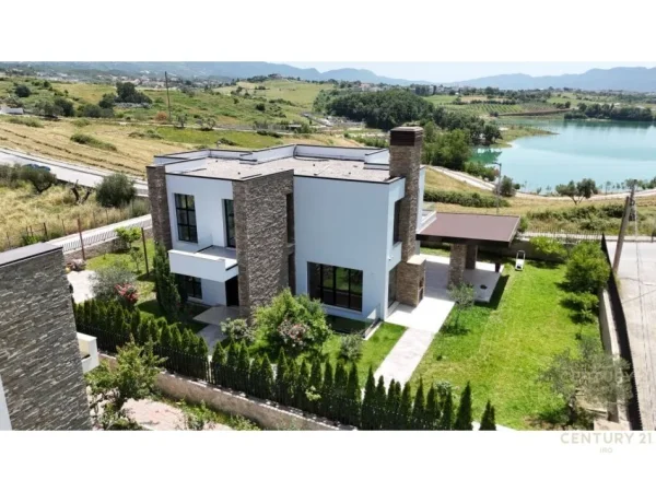 Tirane, shes Vile 3 Katshe Kati 3, 500 m² 1.300.000 € (Farke)