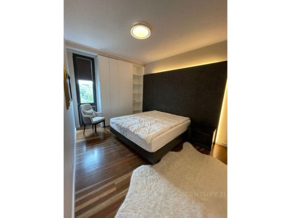 Tirane, jepet me qera apartament 1+1+Aneks+Ballkon Kati 7, 88 m² 1.300 € (Park Gate)