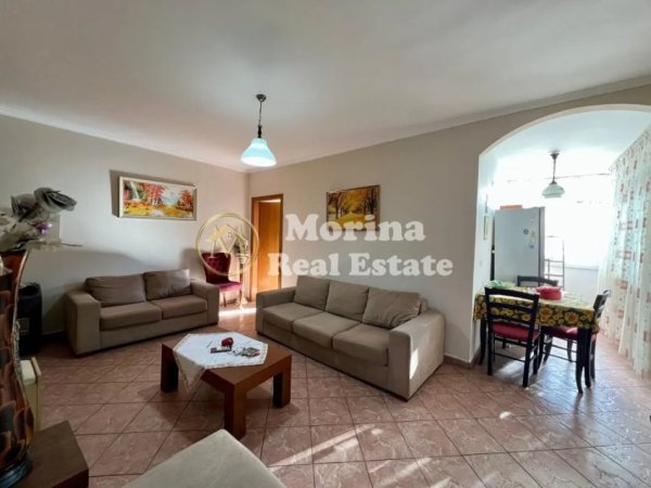 Tirane, jepet me qera apartament 2+1 Kati 3, 75 m² 580 € (Ish Restorant Durresi)
