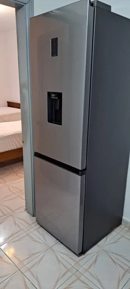 Tirane, jepet me qera apartament 2+1+Aneks+Ballkon Kati 5, 85 m² 400 € (ali demi)