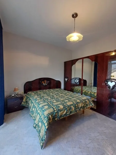 Tirane, shitet apartament 2+1+Ballkon Kati 3, 70 m² (Rruga Kongresi i Manastirit, Ngjitur me Kliniken Mjekesore Ikeda)