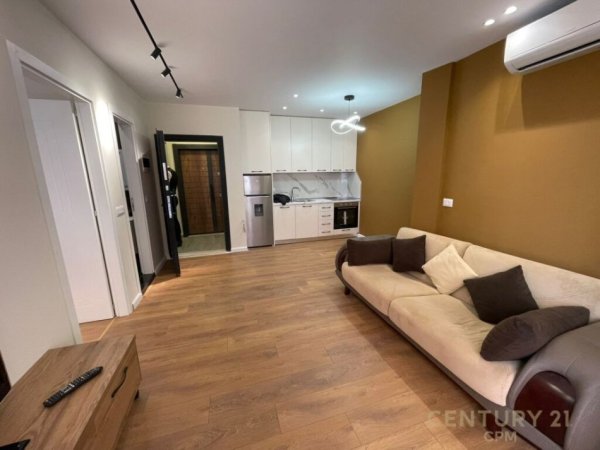 Tirane, jepet me qera apartament 1+1+Aneks+Ballkon Kati 2, 50 m² 550 € (Kopshti Zoologjik)