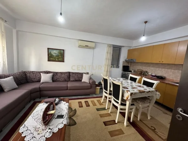 Tirane, jepet me qera Vile 2 Katshe Kati 2, 139 m² 1.500 € (Sauk)