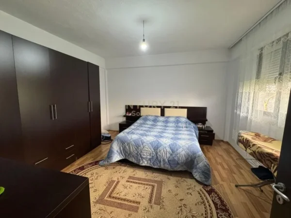 Tirane, jepet me qera Vile 2 Katshe Kati 2, 139 m² 1.500 € (Sauk)