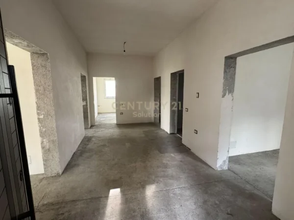Tirane, jepet me qera Vile 2 Katshe Kati 2, 139 m² 1.500 € (Sauk)