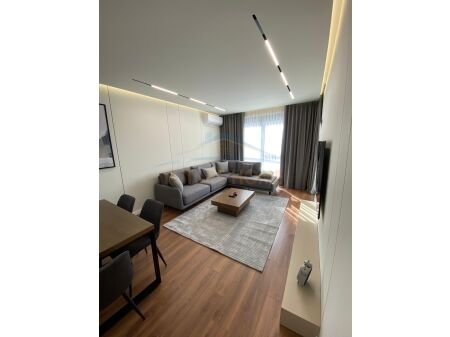 Tirane, jepet me qera apartament 2+1+2+Post Parkimi, Kati 7, 92 m² 950 € (Kompleksi Erli, prane UET. AREA48779.)