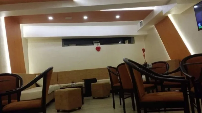 Durres, shitet lokal Kati 1, 85 m² (Gjykata Durres)