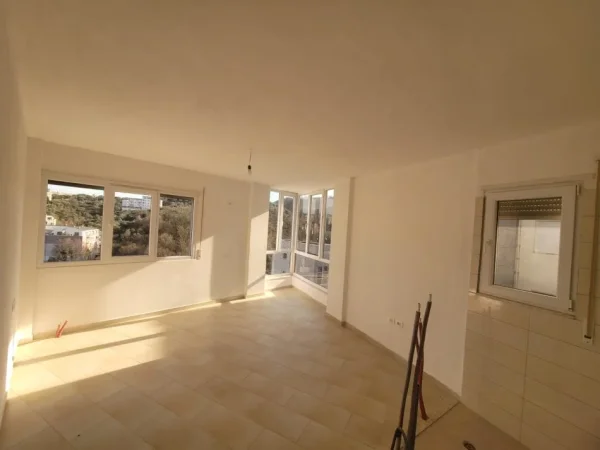 Tirane, shitet 2+1+Ballkon Kati 4, 115 m² 195.500 € (kopshti zoologjik)