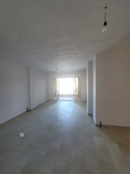 Tirane, shitet 2+1+Ballkon Kati 4, 115 m² 195.500 € (kopshti zoologjik)