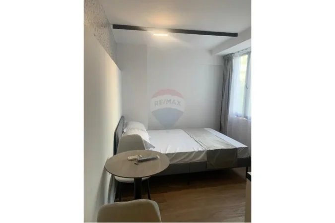 shitet , (4 STUDIO PER SHITJE NE BLLOK)