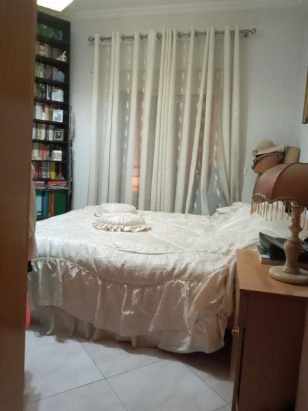 Tirane, jepet me qera apartament 2+1+Ballkon Kati 2, 96 m² 400 € (Thoma filipeu reuga teleferikut Daj)