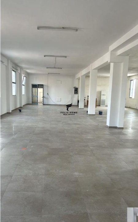 Tirane, jepet me qera magazine Kati 0, 137 m² 500 € (ALI DEMI)