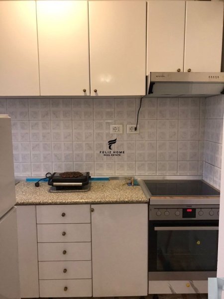 Tirane, jepet me qera apartament 3+1 , 90 m² 530 € (RRUGA E ELBASANIT)