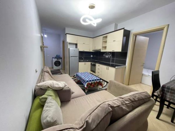 Tirane, jepet me qera apartament 2+1+BLK Kati 6, 90 m² 350 Euro (Sokrat miho)