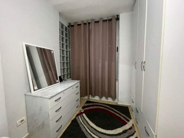 Tirane, jepet me qera apartament 2+1+BLK Kati 6, 90 m² 350 Euro (Sokrat miho)
