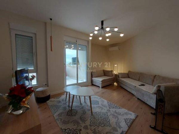 Tirane, jepet me qera apartament 2+1+BLK 600 Euro (21 Dhjetori)