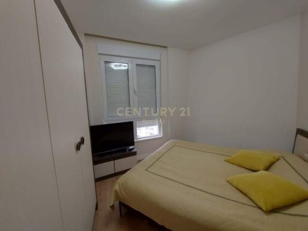 Tirane, jepet me qera apartament 2+1+BLK 600 Euro (21 Dhjetori)