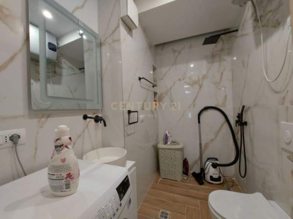 Tirane, jepet me qera apartament 2+1+BLK 600 Euro (21 Dhjetori)