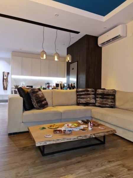 Tirane, jepet me qera apartament 2+1+BLK Kati 3, 98 m² 600 Euro (Hoxha Tahsin)