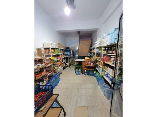 Tirane, shitet dyqan Kati 0, 27 m² 30.000 Euro (Don Bosko)