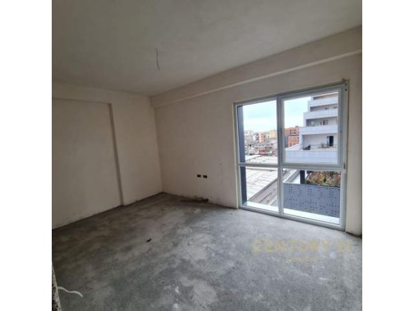Tirane, shes apartament 2+1+BLK Kati 6, 111 m² 138.000 Euro (Rruga e Dibres)