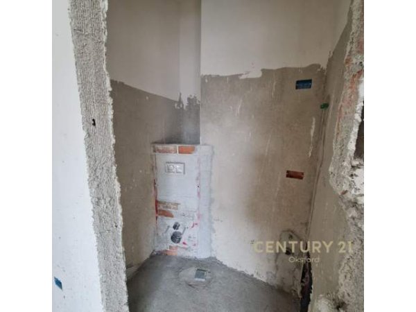 Tirane, shes apartament 2+1+BLK Kati 6, 111 m² 138.000 Euro (Rruga e Dibres)
