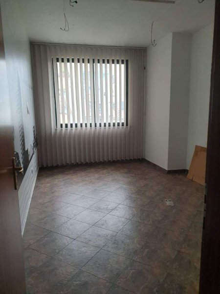 Tirane, jepet me qera apartament 2+1+A+BLK Kati 10, 90 m² 400 Euro (Bul Gjergj Fishta)