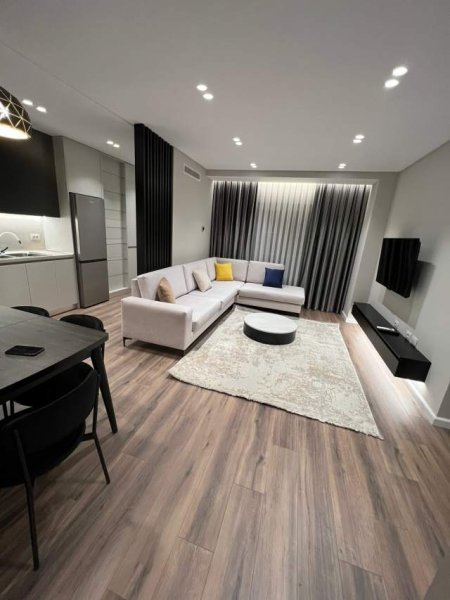 Tirane, jepet me qera 2+1 Kati 7, 84 m² 600 Euro