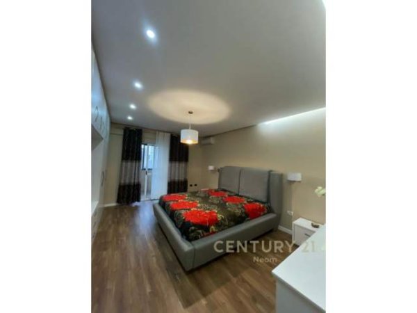 Tirane, jepet me qera apartament Kati 4, 500 Euro (drtan hoxha)