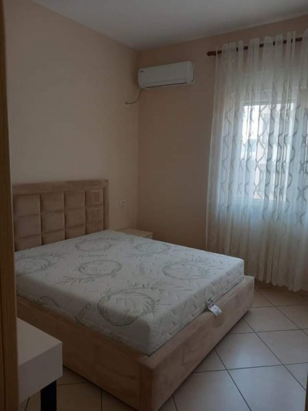 Tirane, jepet me qera apartament 2+1+BLK Kati 4, 90 m² 450 Euro (prane Kompleksit Delijorgji)