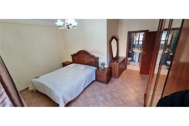 Tirane, jepet me qera apartament 2+1+A+BLK Kati 6, 115 m² 450 Euro (Skender Luarasi)