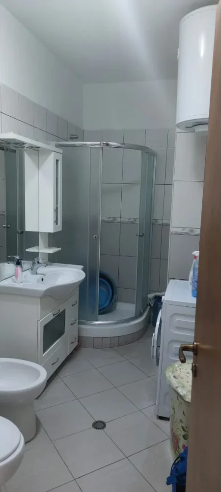 Tirane, shes apartament 2+1+BLK( behet3+1) Kati 8, 139 m² 139.000 Euro (Besim Alla)