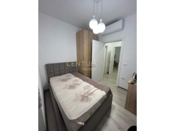 Tirane, jepet me qera apartament 3+1+A+BLK Kati 3, 102 m² 700 Euro (Frosina Plaku)