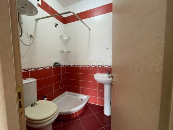 Tirane, shes apartament 2+1 Kati 5, 130.000 Euro (unaza e re)