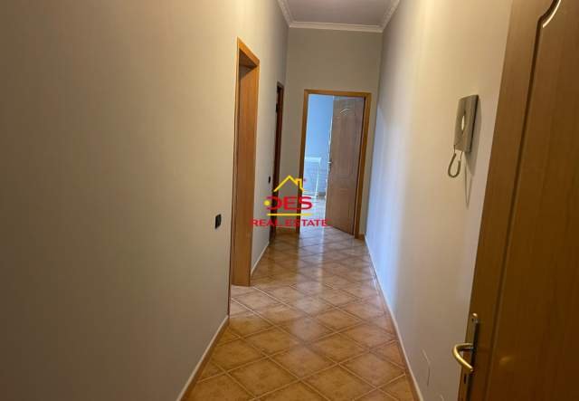 Vlore, shitet apartament 2+1+BLK Kati 4, 110 m² 83.000 Euro (Lagjia Isa Boletini,Vlore)