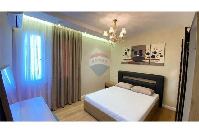 Tirane, jepet me qera apartament 1+1+BLK Kati 3, 62 m² 600 Euro (Shkolla e Baletit)