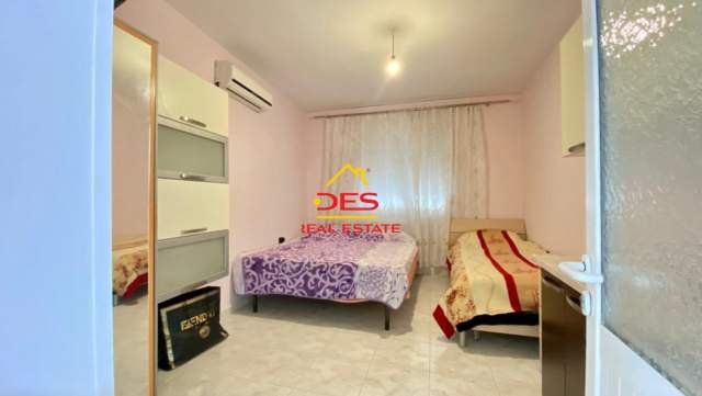 Vlore, shitet shtepi 1 Katshe Kati 0, 193 m² 140.000 Euro (Bulevardi Isamil Qemali, Vlorë)