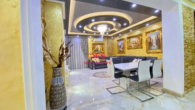Vlore, shitet apartament 2+1+BLK Kati 9, 110 m² 2.000 Euro/m2 (Lungomare,Vlore)