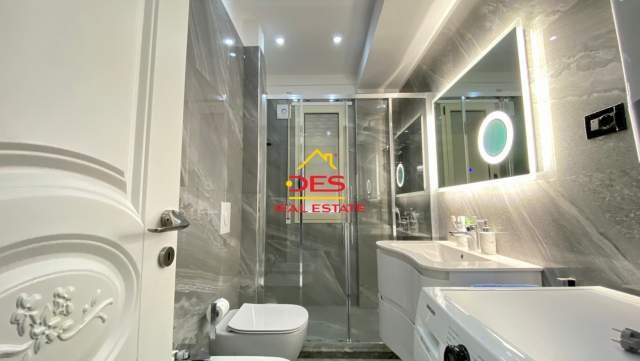 Vlore, shitet apartament 2+1+BLK Kati 9, 110 m² 2.000 Euro/m2 (Lungomare,Vlore)